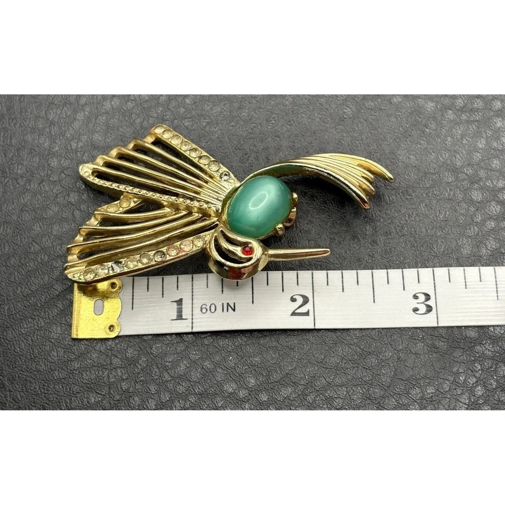 VTG Gold Tone Hummingbird Bird Brooch Green Moon glow Cabochon Clear Rhinestones